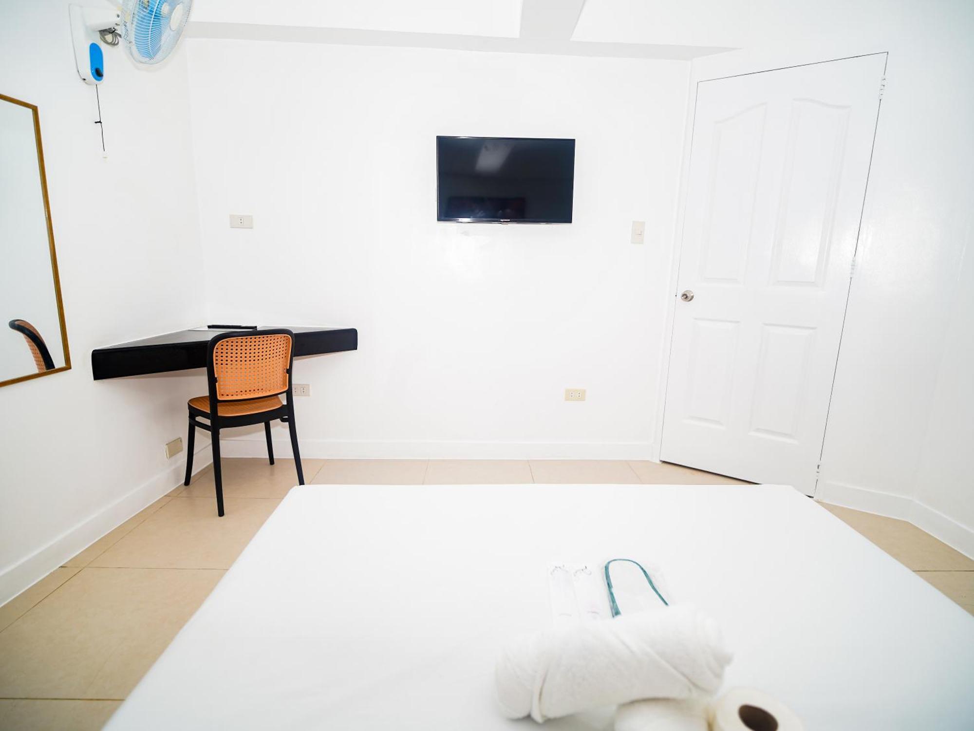 Cjs Boracay Joint Hotel Balabag  Buitenkant foto
